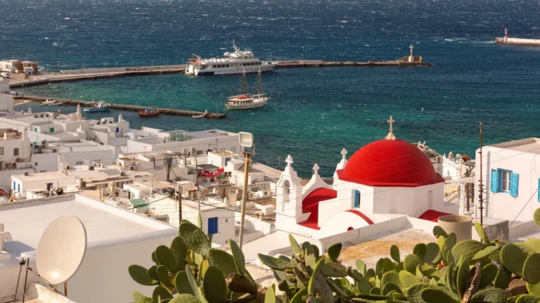Discover Red Sea & AlUla – Luxury Escape | FlyDunya