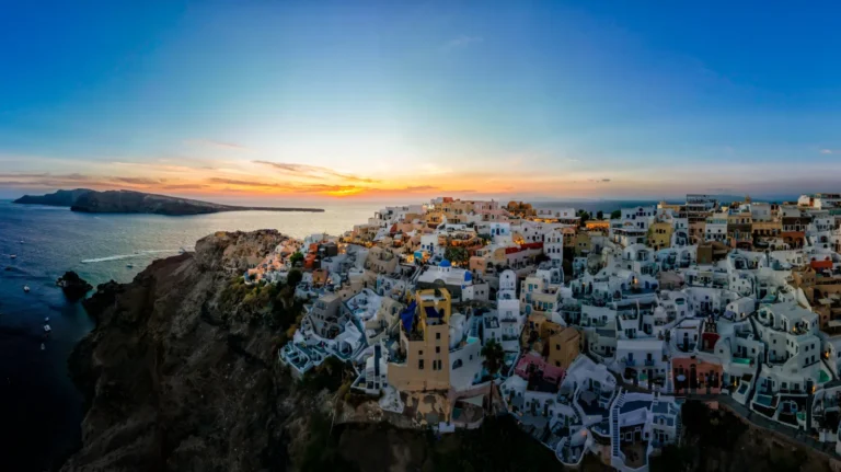Discover Santorini Shines – Top Sights, Wine Tasting & Oia Sunset - FlyDunya