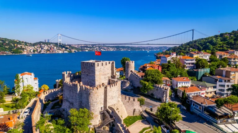 Discover Istanbul Highlights – Private Full Day Tour | FlyDunya