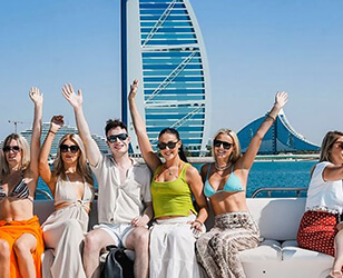 Dubai Marina Yacht Tour with Optional Breakfast or BBQ