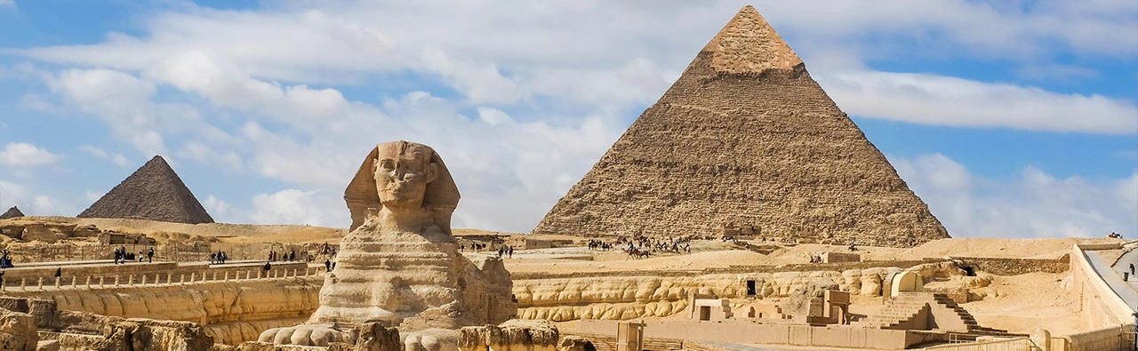 A Complete Guide to Visiting the Pyramids of Giza